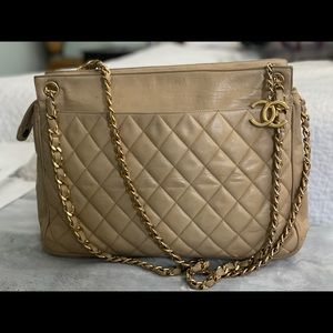 💥FLASH SALE💥 Chanel XL Shopper Tote Vintage